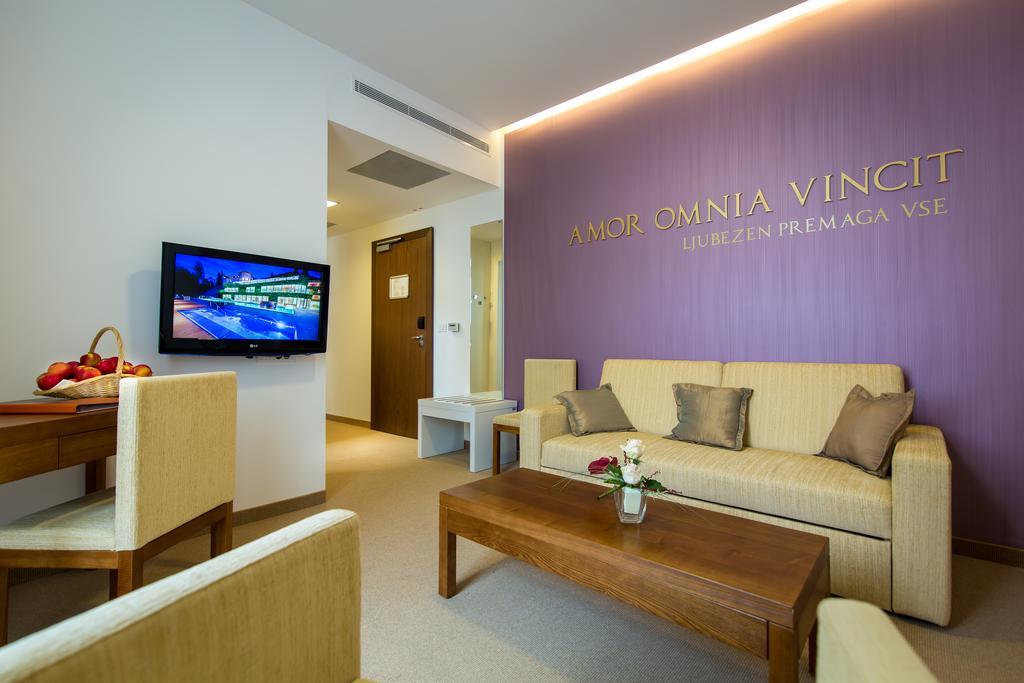 Rimske Terme - Hotel Zdraviliski Dvor Rimske Toplice Szoba fotó