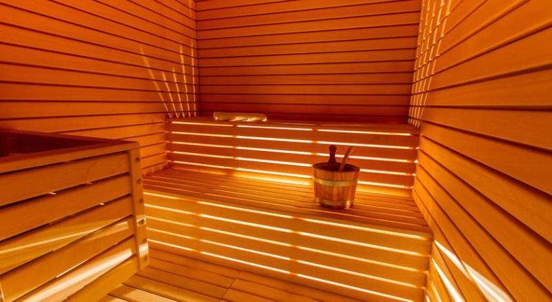 Rimske Terme - Hotel Zdraviliski Dvor Rimske Toplice Kültér fotó