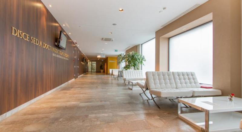 Rimske Terme - Hotel Zdraviliski Dvor Rimske Toplice Kültér fotó