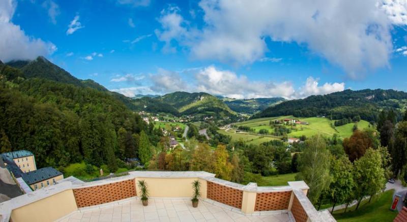 Rimske Terme - Hotel Zdraviliski Dvor Rimske Toplice Kültér fotó