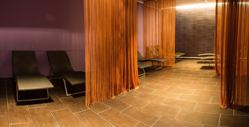 Rimske Terme - Hotel Zdraviliski Dvor Rimske Toplice Kültér fotó